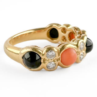 side view of Chaumet Coral, Onyx & Diamond Ring 18ct gold