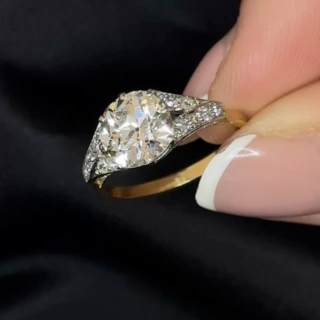 Art Deco 2.17ct Diamond Ring