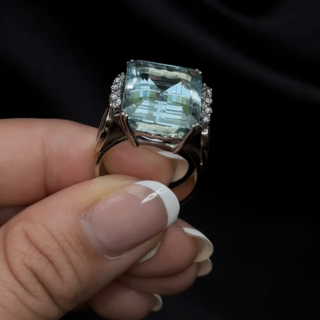 aquamarine and diamond cocktail ring